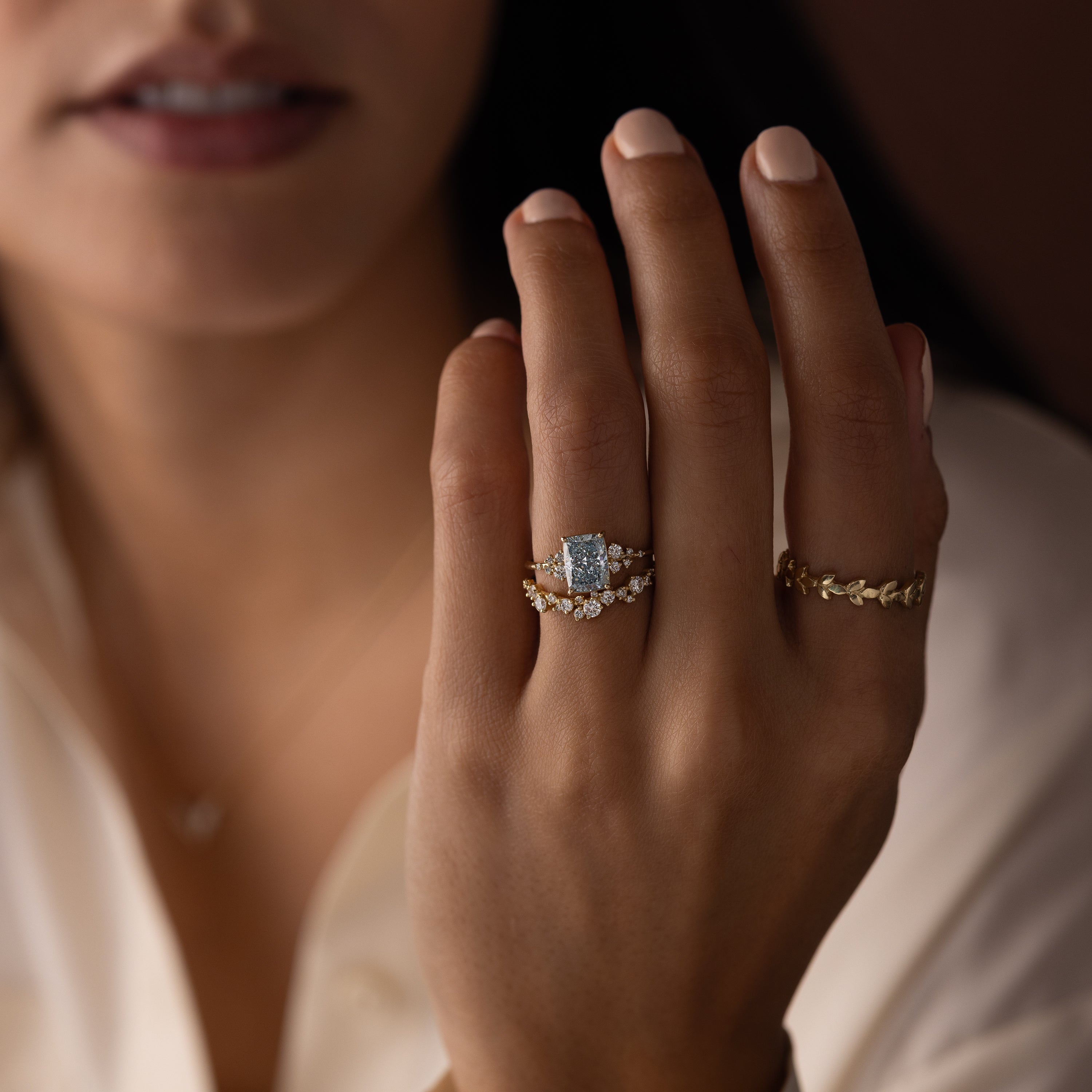 K18Diaメレー3psF.Ring Snowdrift Ring, 1.92ct. Lab-Grown Light Blue Diamond | Melanie