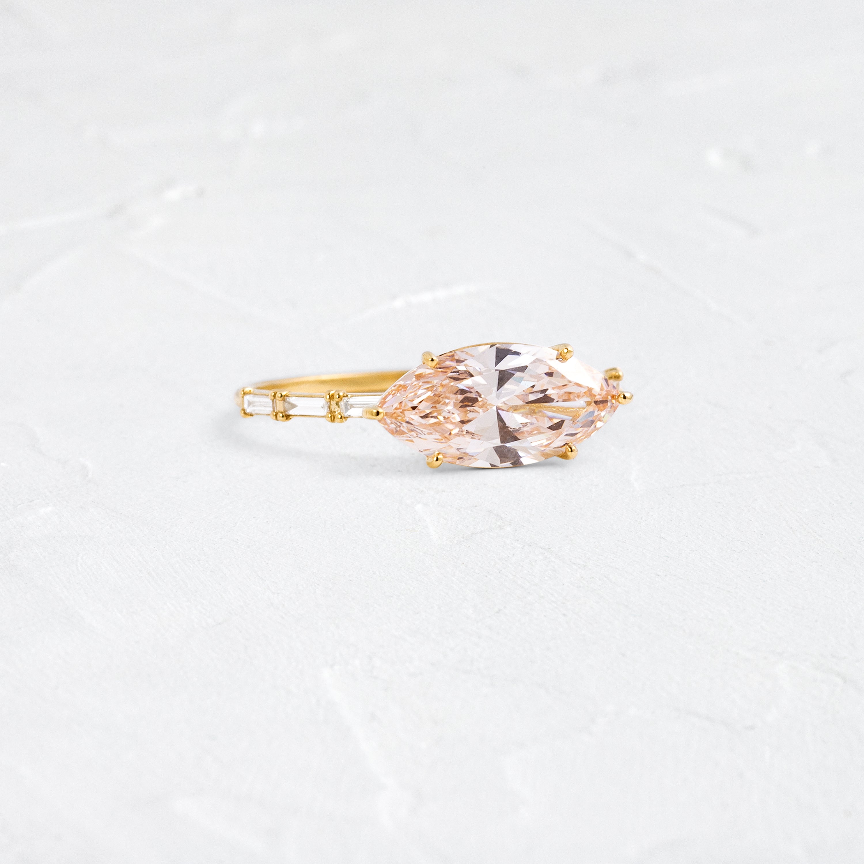 アクセサリー K18 ring size 09 Fluency Ring, 1.64ct. Lab-Grown East-West Pink Diamond | Melanie