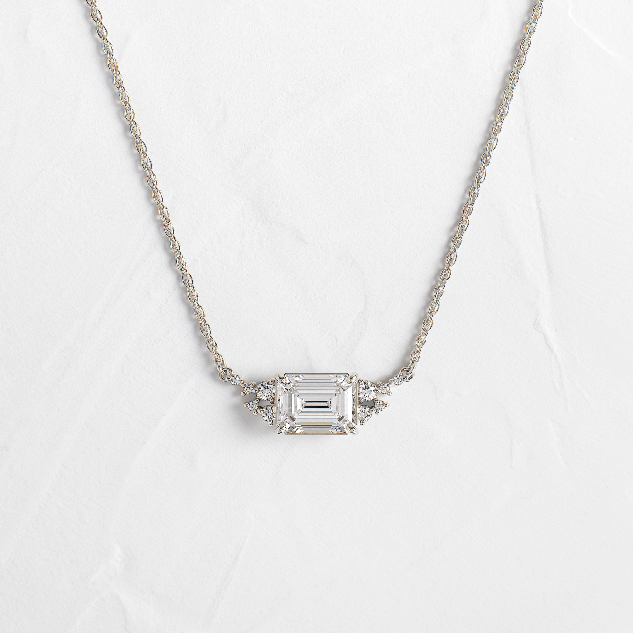 ECREVE　ダイヤモンドネックレス　D:0.49ct/3.5g　IKZ-373 Snowdrift Necklace, Emerald Cut | Melanie Casey