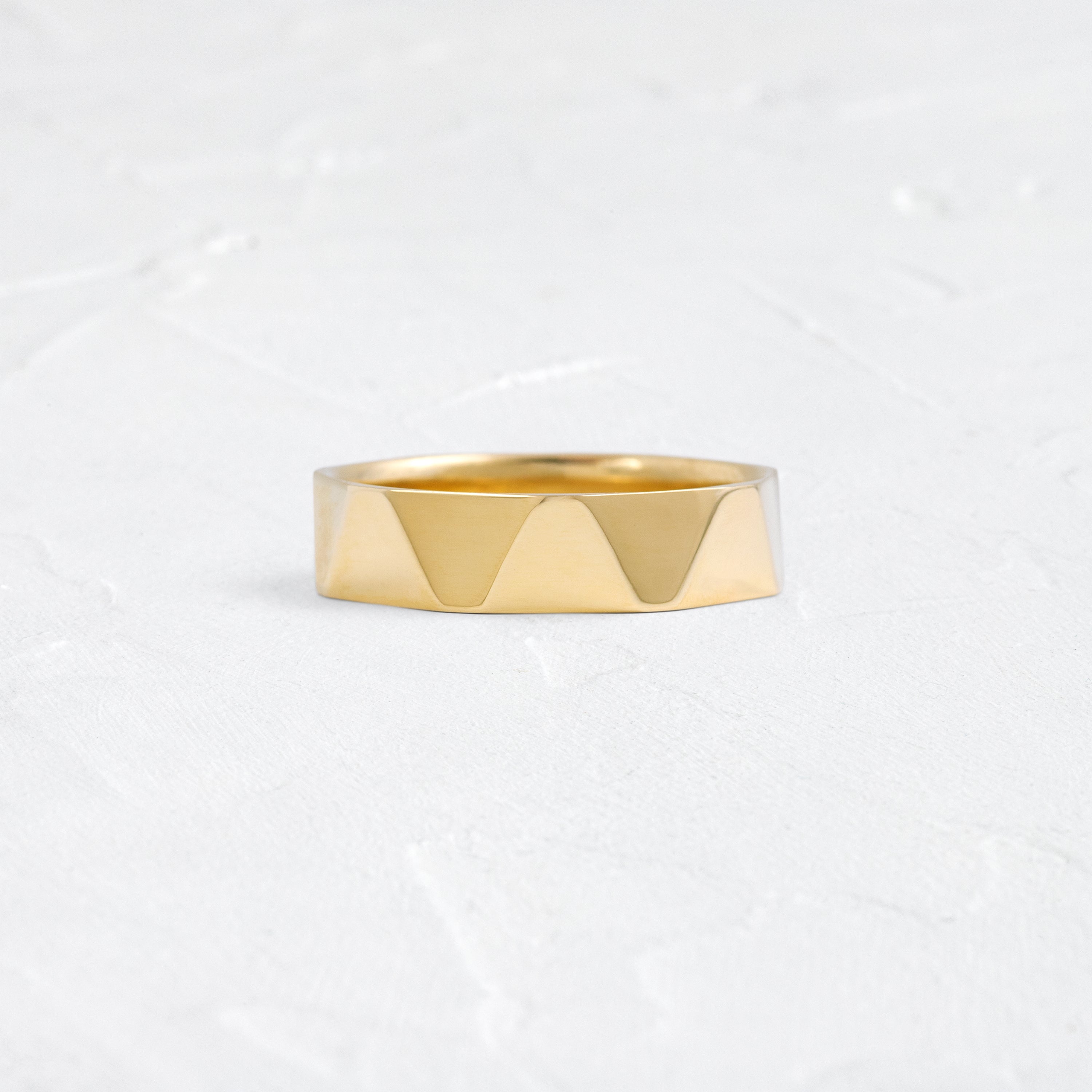 Switchback Band | Melanie Casey Fine Jewelry