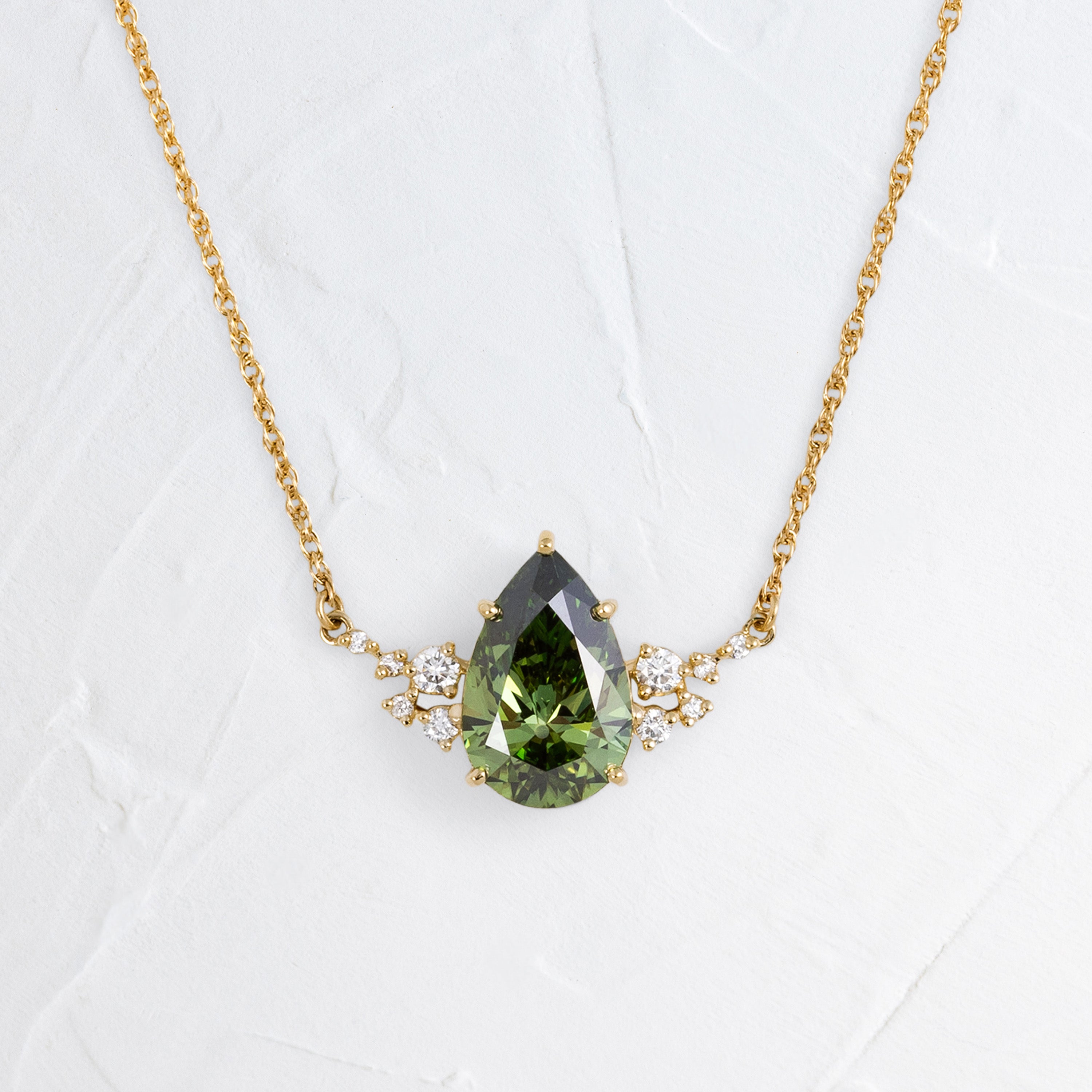 37-RTS-MC-N-YG-04579--