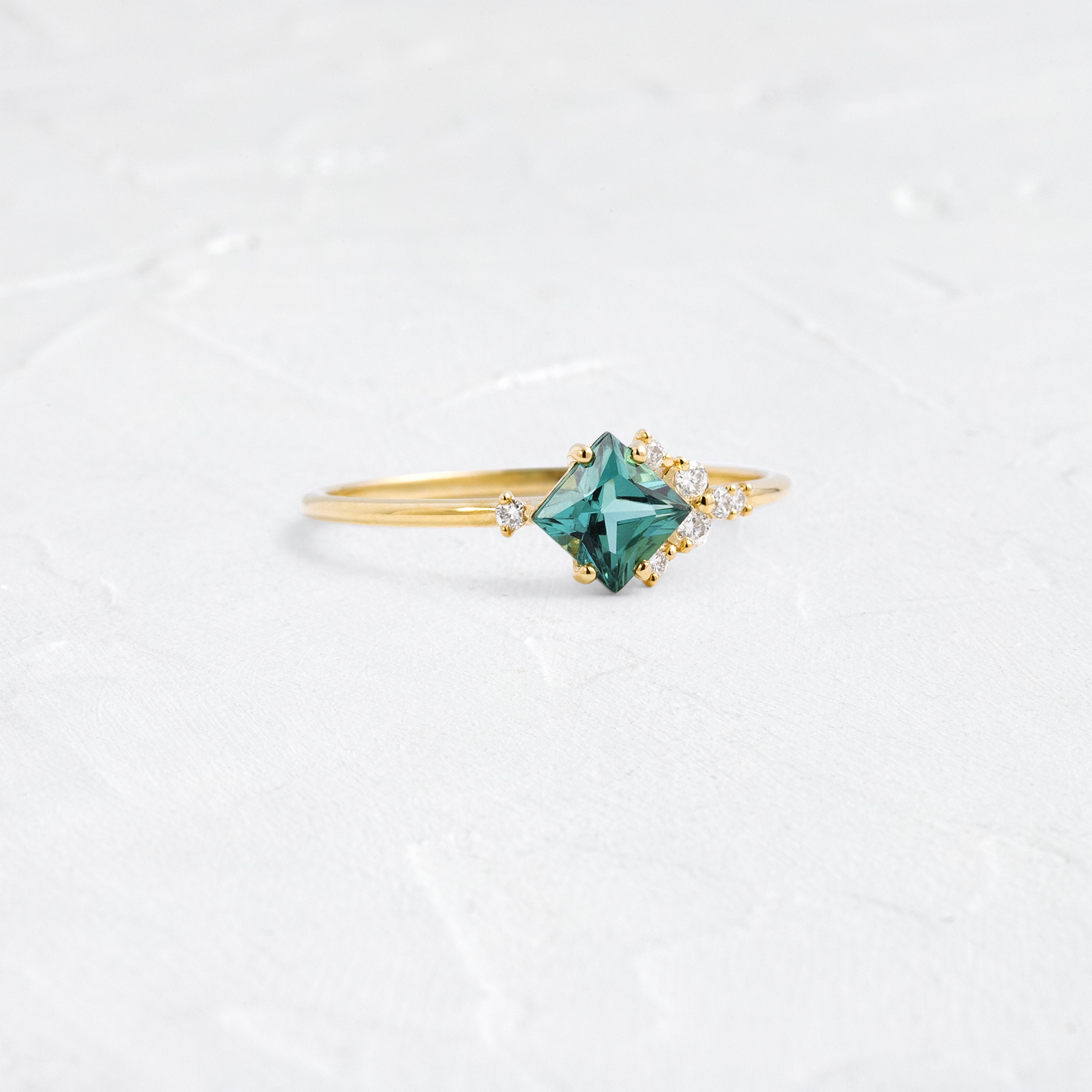 ハローキティの予約済みMelanie Casey K14天然エメラルドリング In the Sky with Teal Green Tourmaline Ring | Melanie Casey