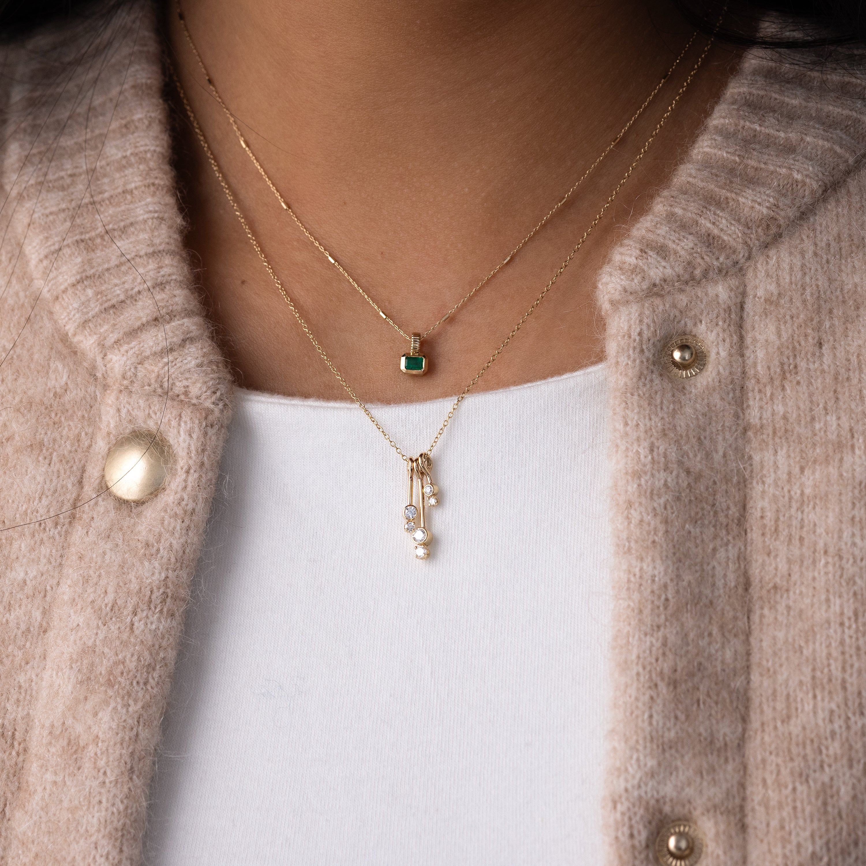 14k Tiny Bar and Cable Chain Emerald Bezel Necklace - In Stock
