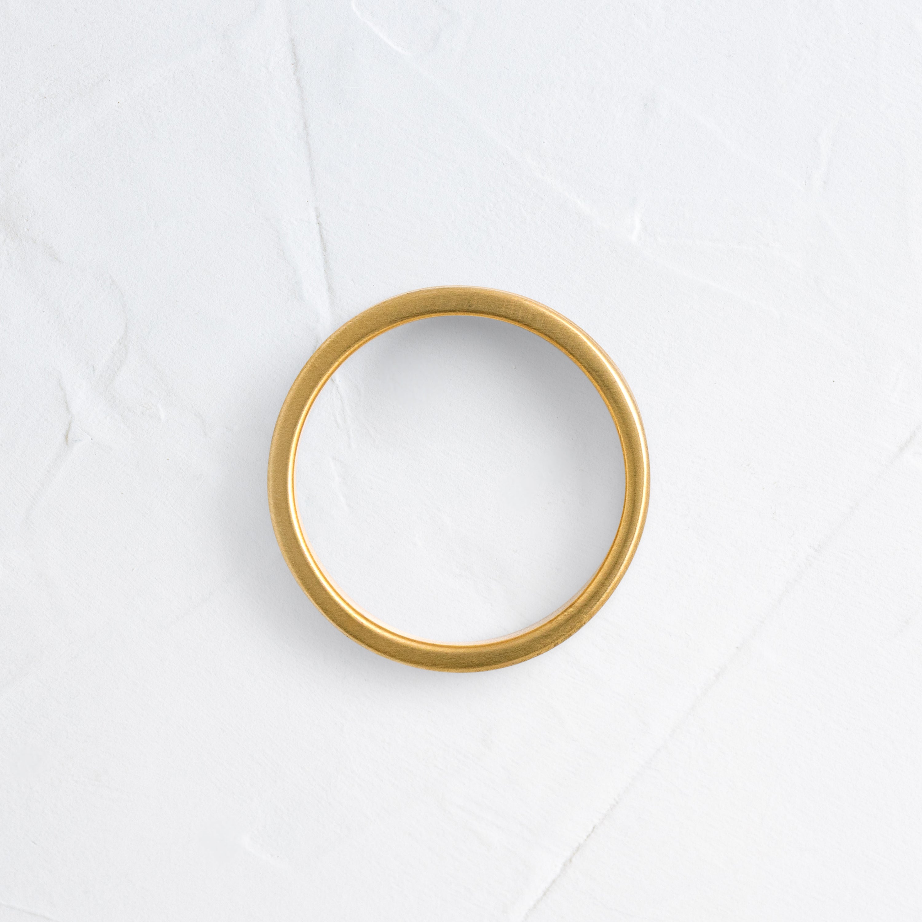Chevron Band with Edges: 6.45mm Size 10.5 - In Stock | Melanie
