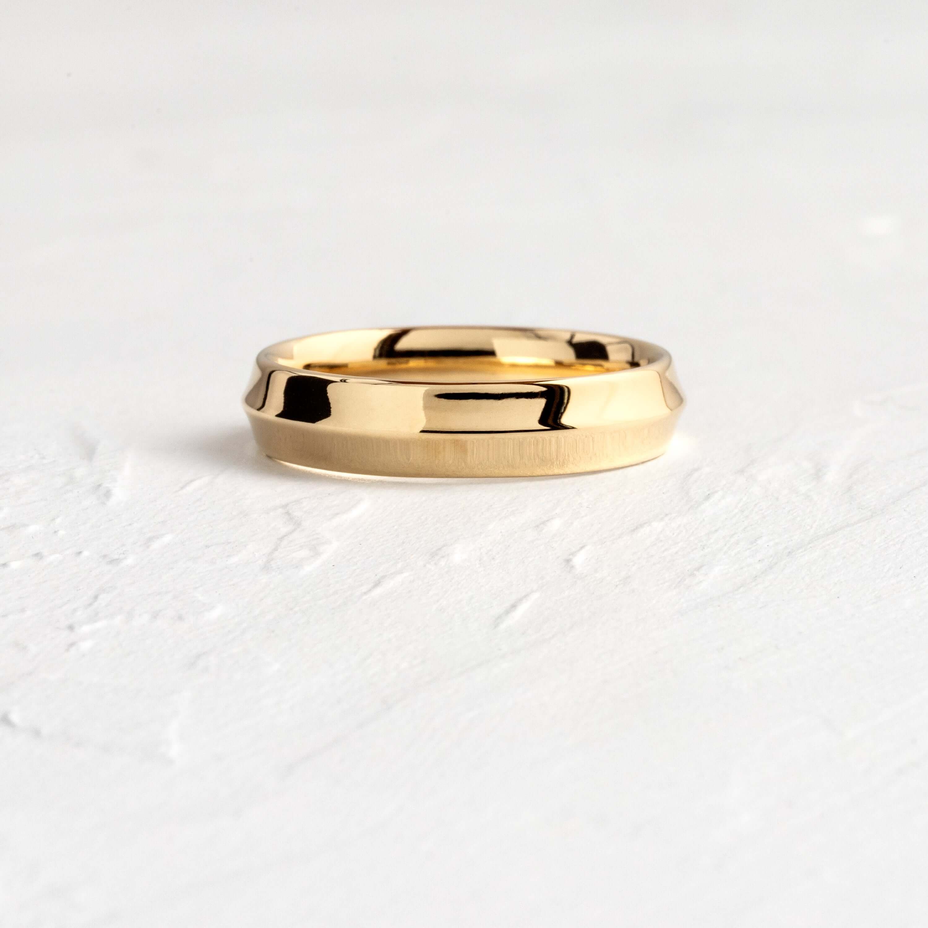 アクセサリー The SK Band Super Size Ring Razor Edge Band, 6mm, Size 8.5 - In Stock | Melanie Casey Fine Jewelry