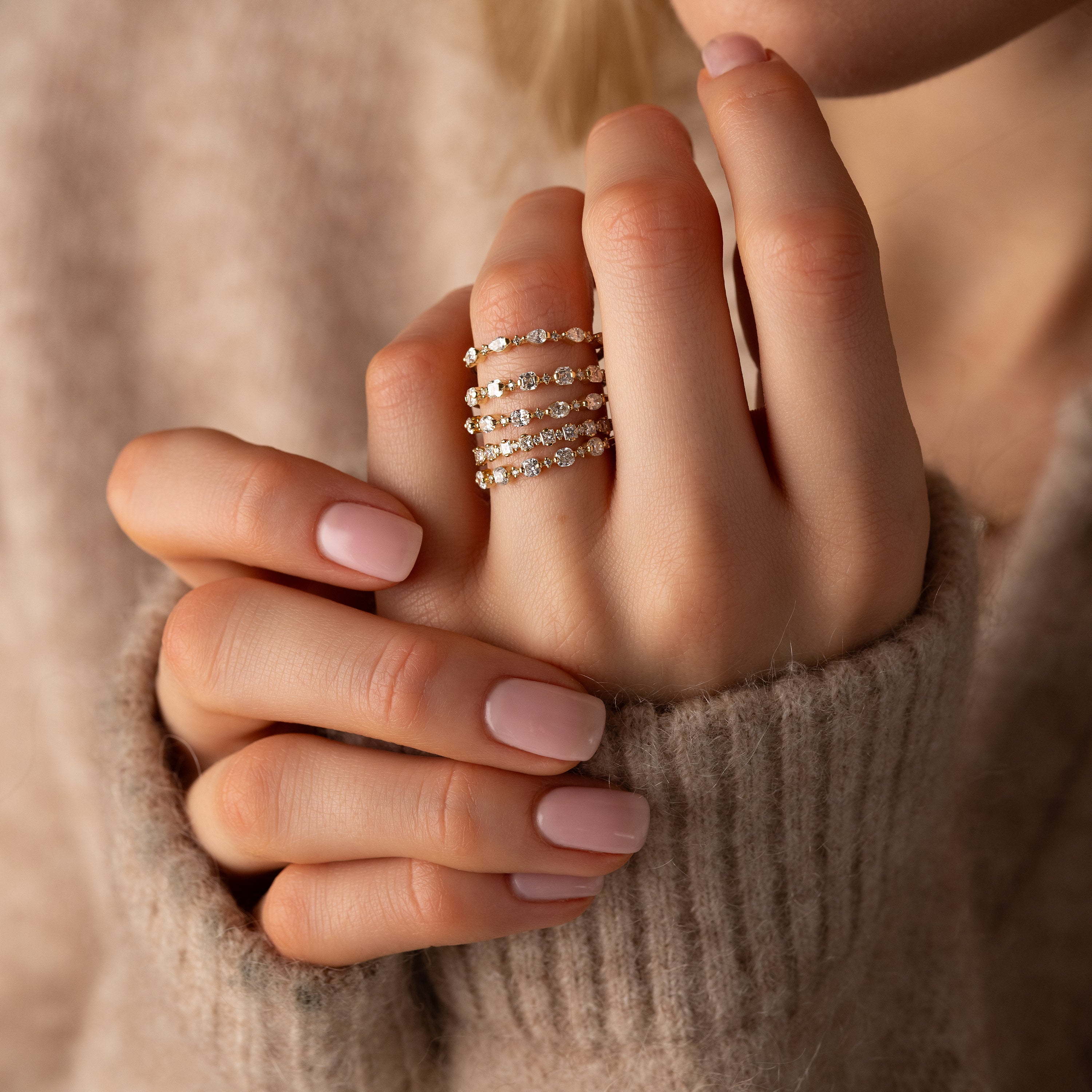 Interlace Band in Oval Cut | Melanie Casey