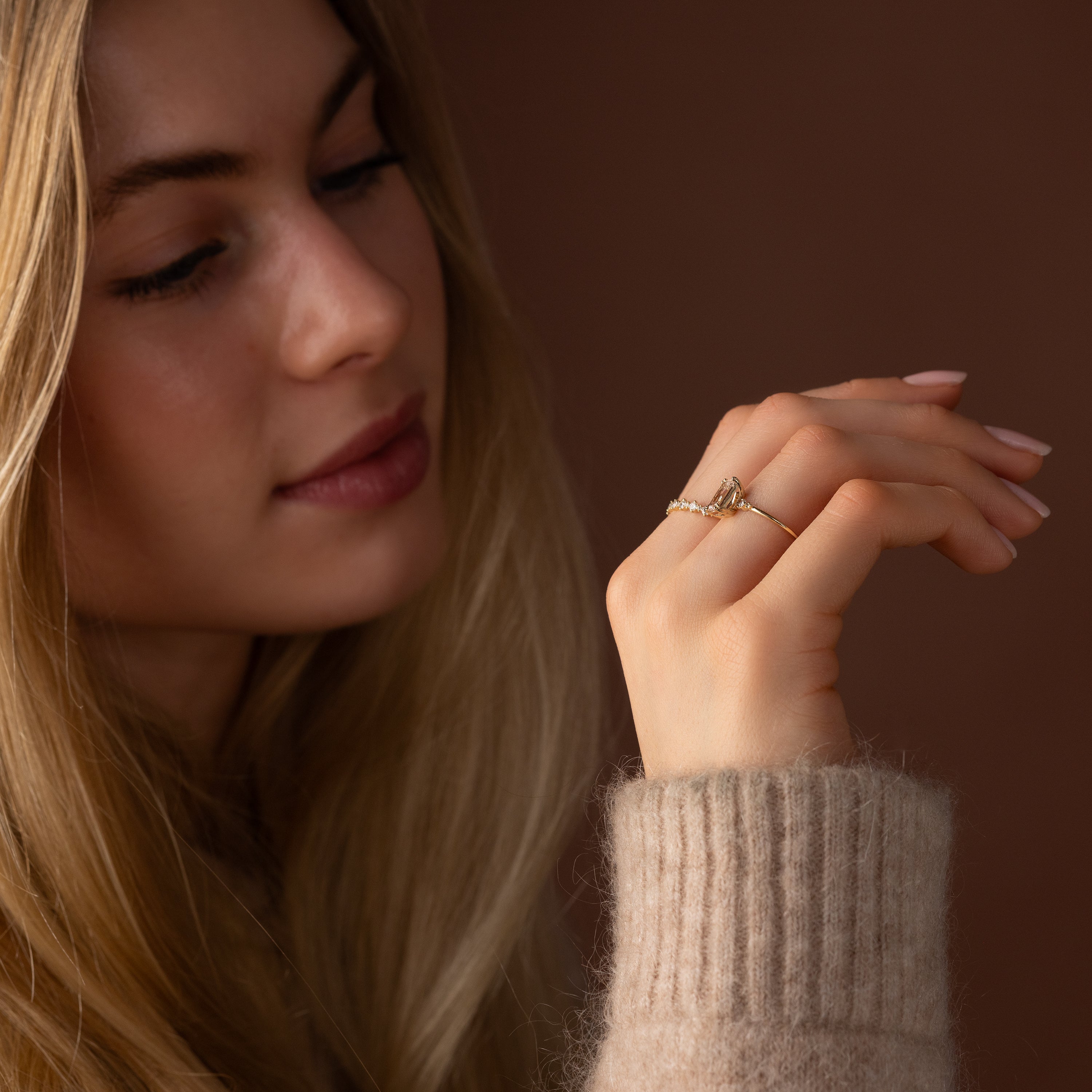Pictorial Ring, 1.56ct. Pale Peach Sri Lanka Sapphire | Melanie