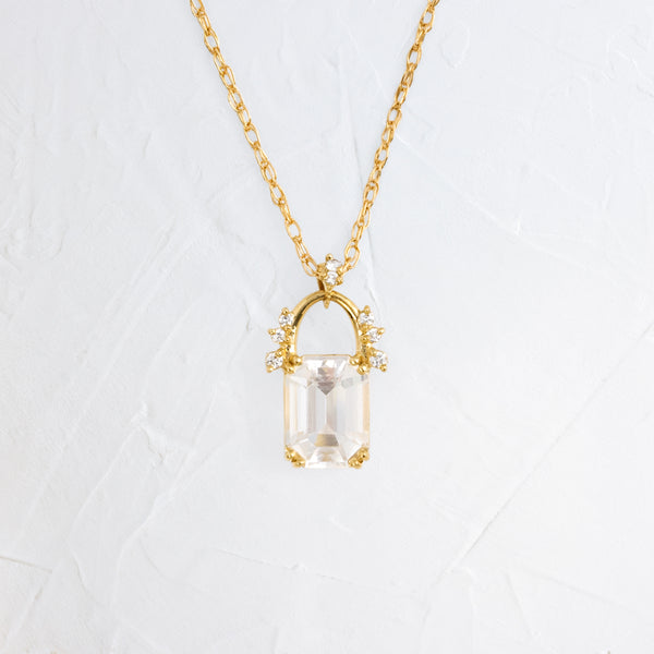 Skylight Necklace, 1.2ct. Madagascar Moonstone | Melanie Casey