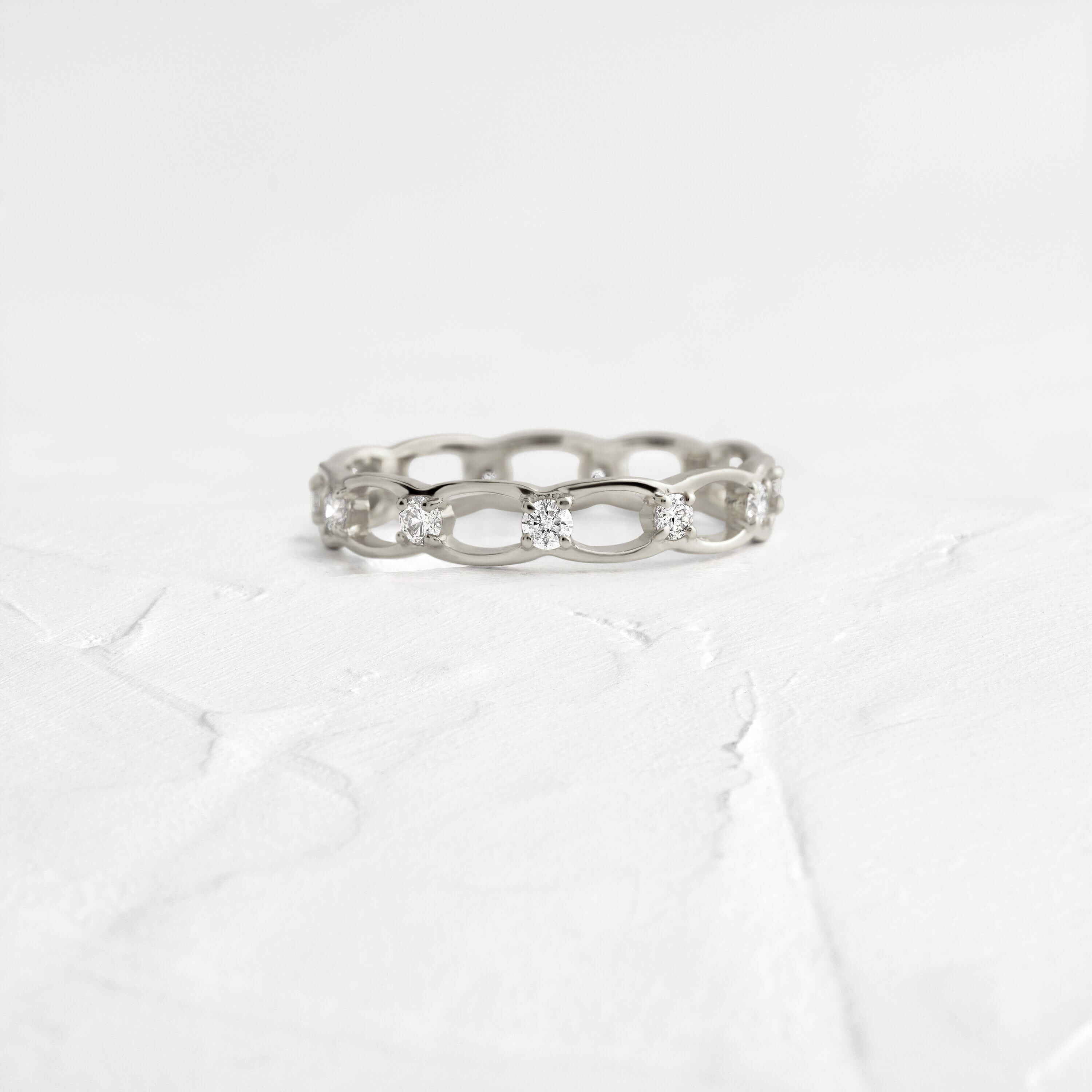 2023_04_Linked_Eternity_Band_P