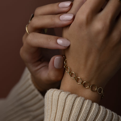 Oval Catch Clasp Chain Bracelet