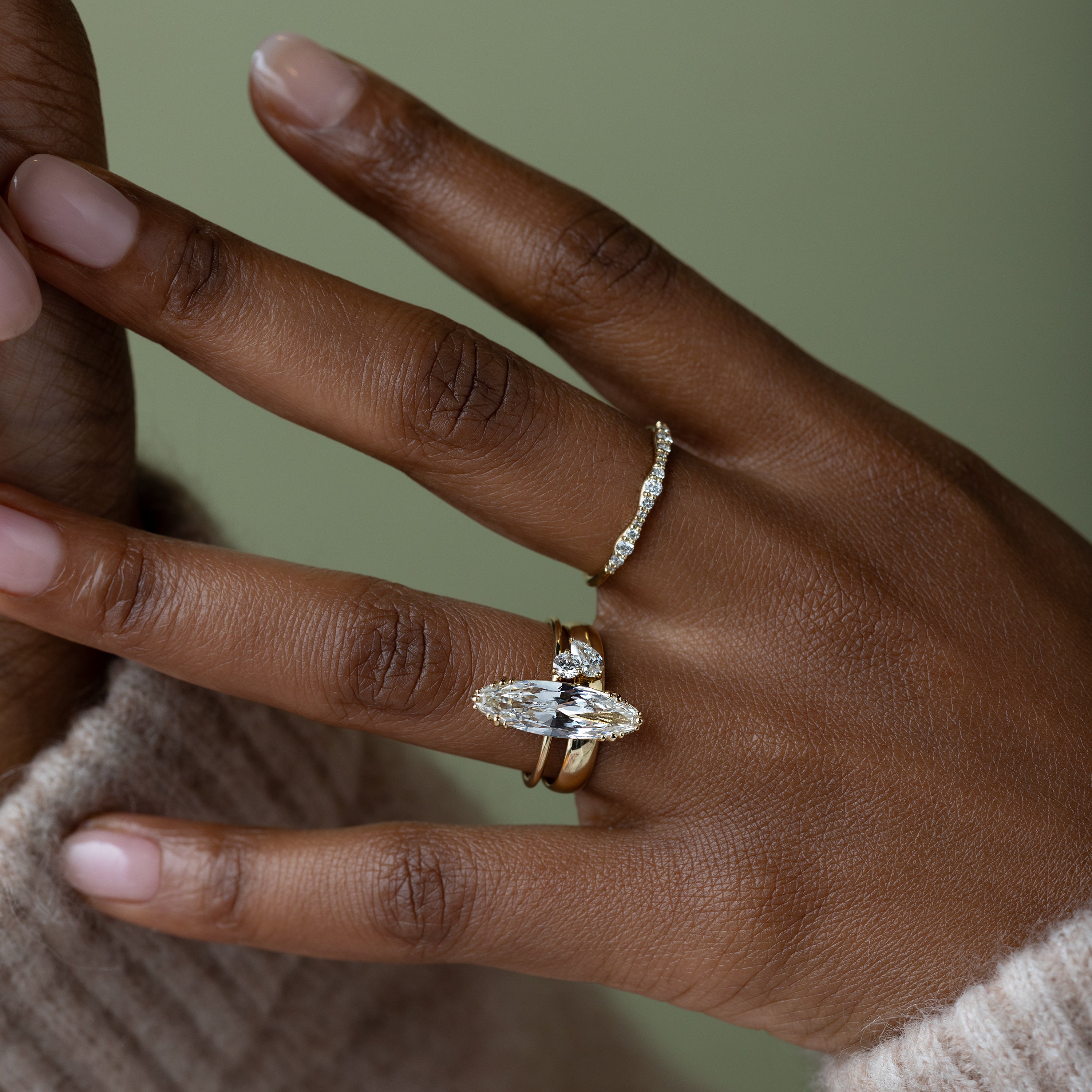 Threaded Ring, 2.52ct. Lab-Grown Oval Cut | Melanie Casey Fine Jewelry