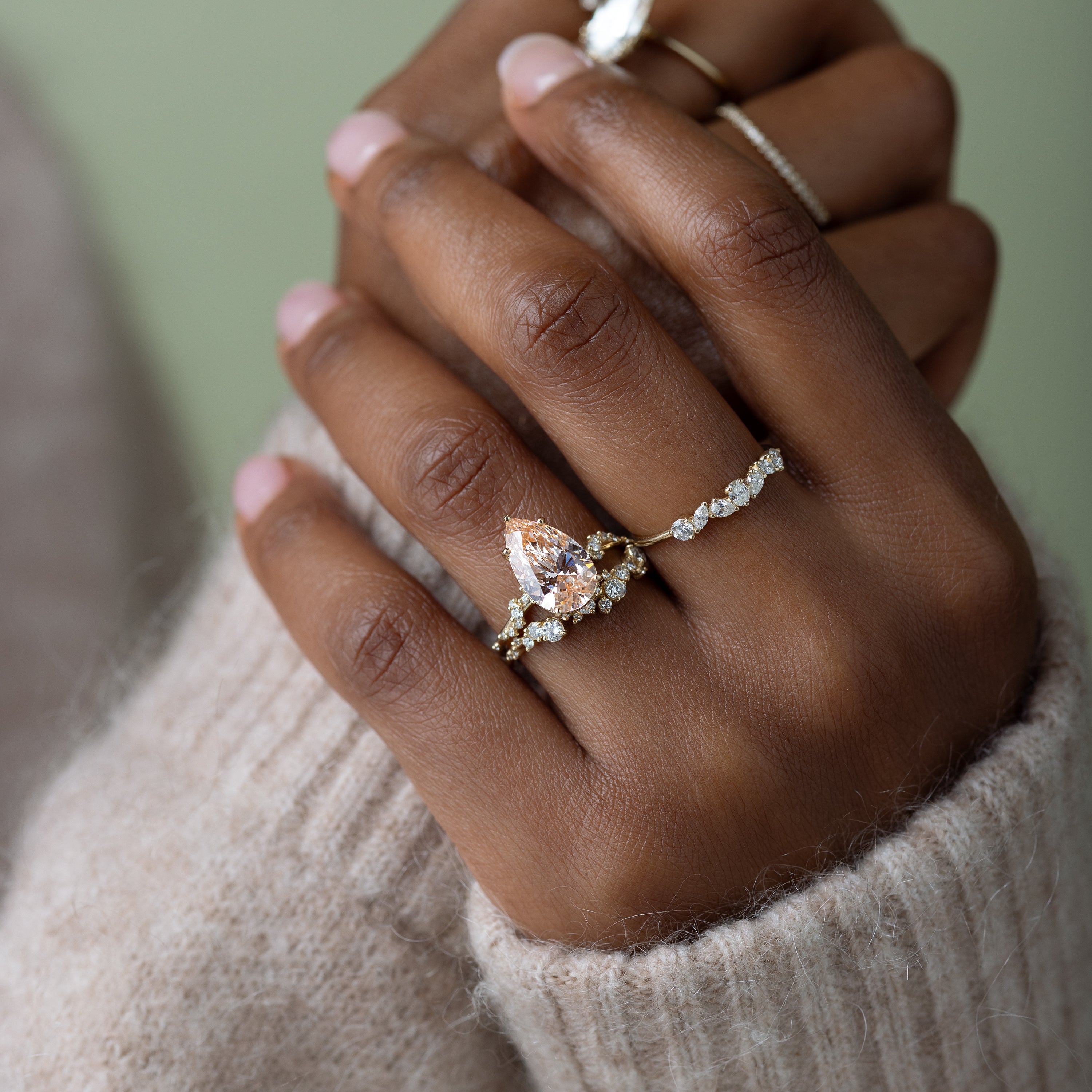 ハローキティの予約済みMelanie Casey K14天然エメラルドリング Wisteria Ring, 3.05ct. Lab-Grown Pink Diamond | Melanie Casey Fine