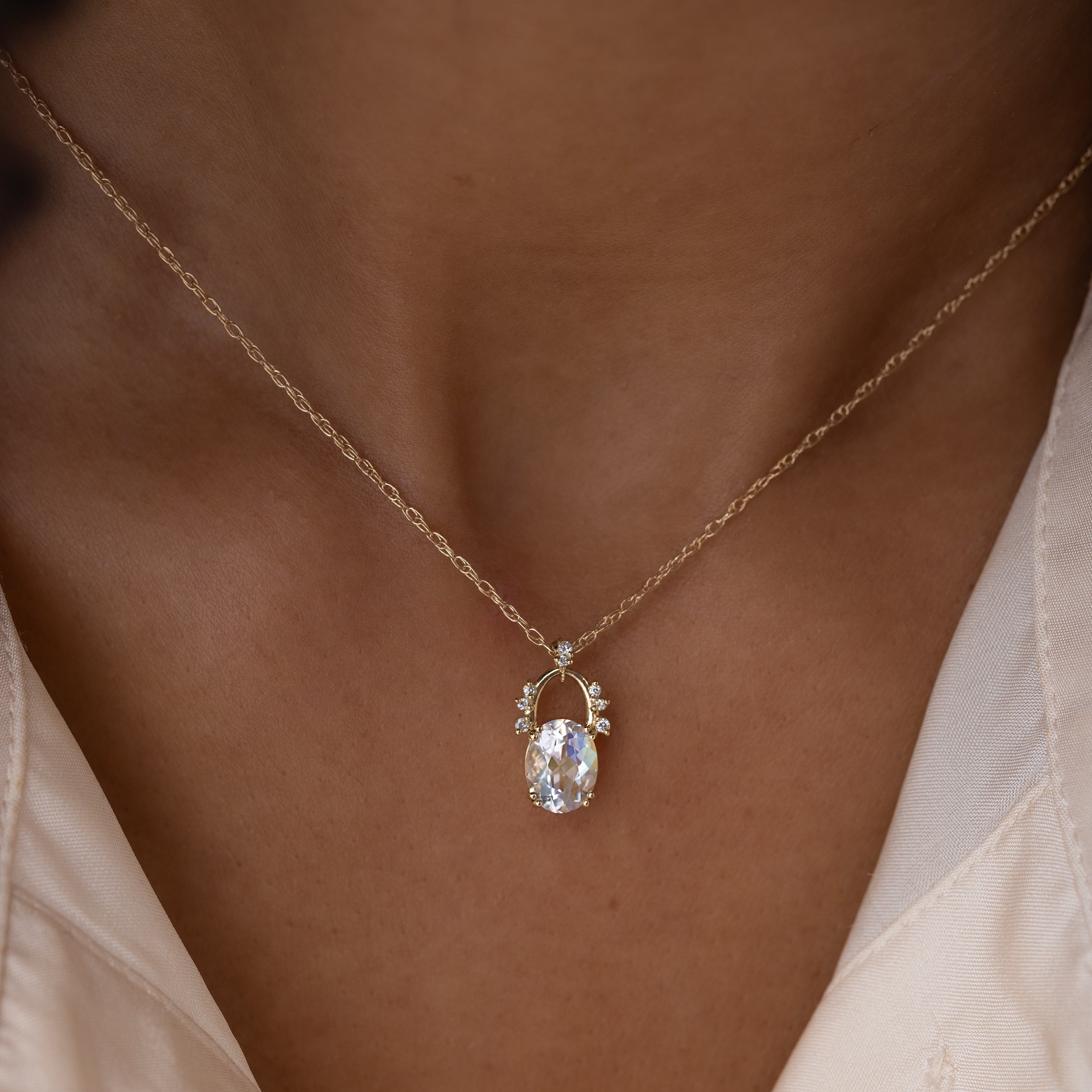 Powerstone✦神秘の癒し✦北投石とアズマラカイトの守護ネックレス⋆.·✦ Skylight Necklace, 1.13ct. Madagascar Moonstone | Melanie Casey