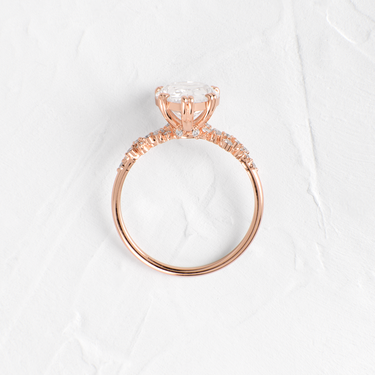 ハローキティの予約済みMelanie Casey K14天然エメラルドリング On The Horizon Ring, Pear Cut | Melanie Casey Jewelry