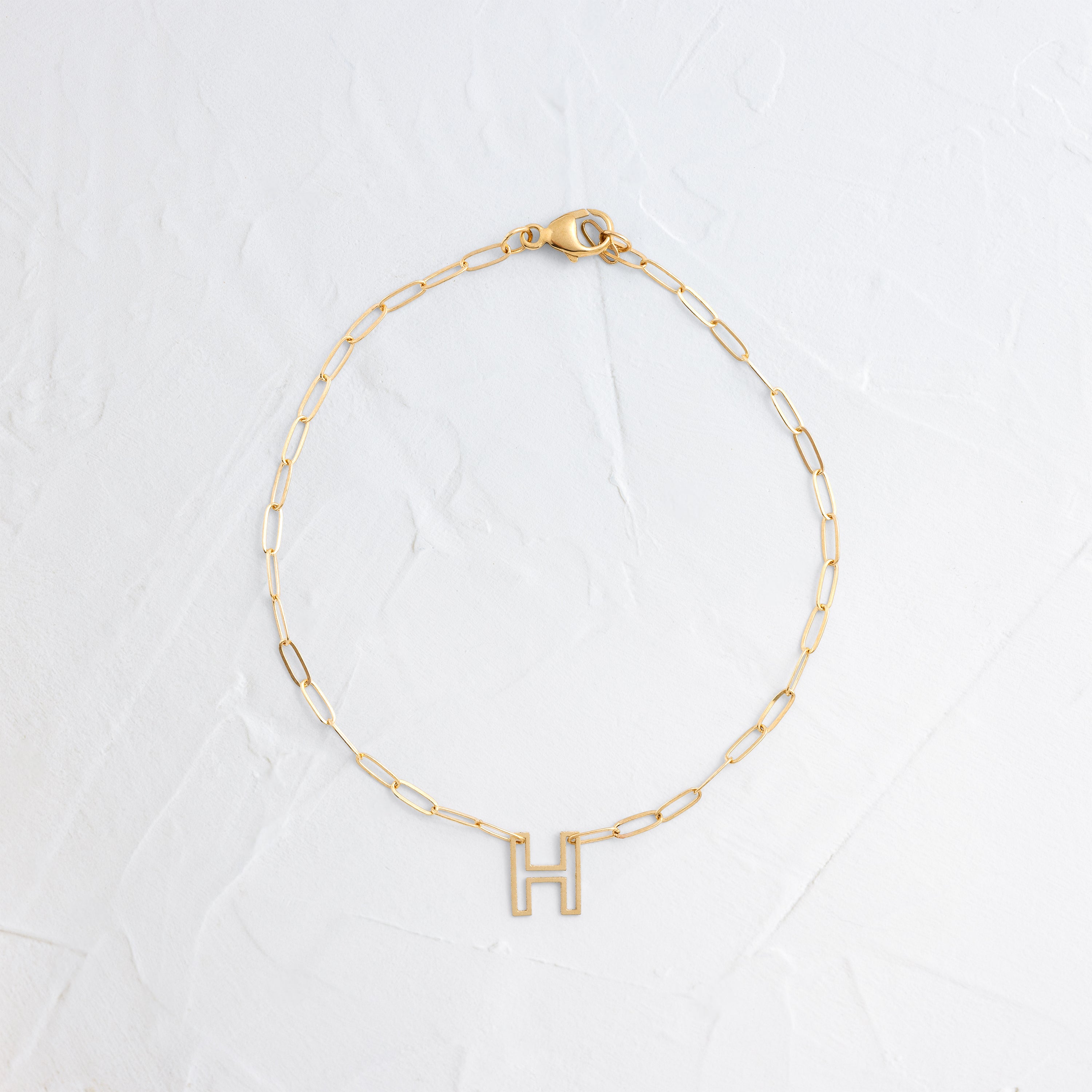 Single Chain Letter Bracelet, H - In Stock | Melanie Casey Fine Jewelry
