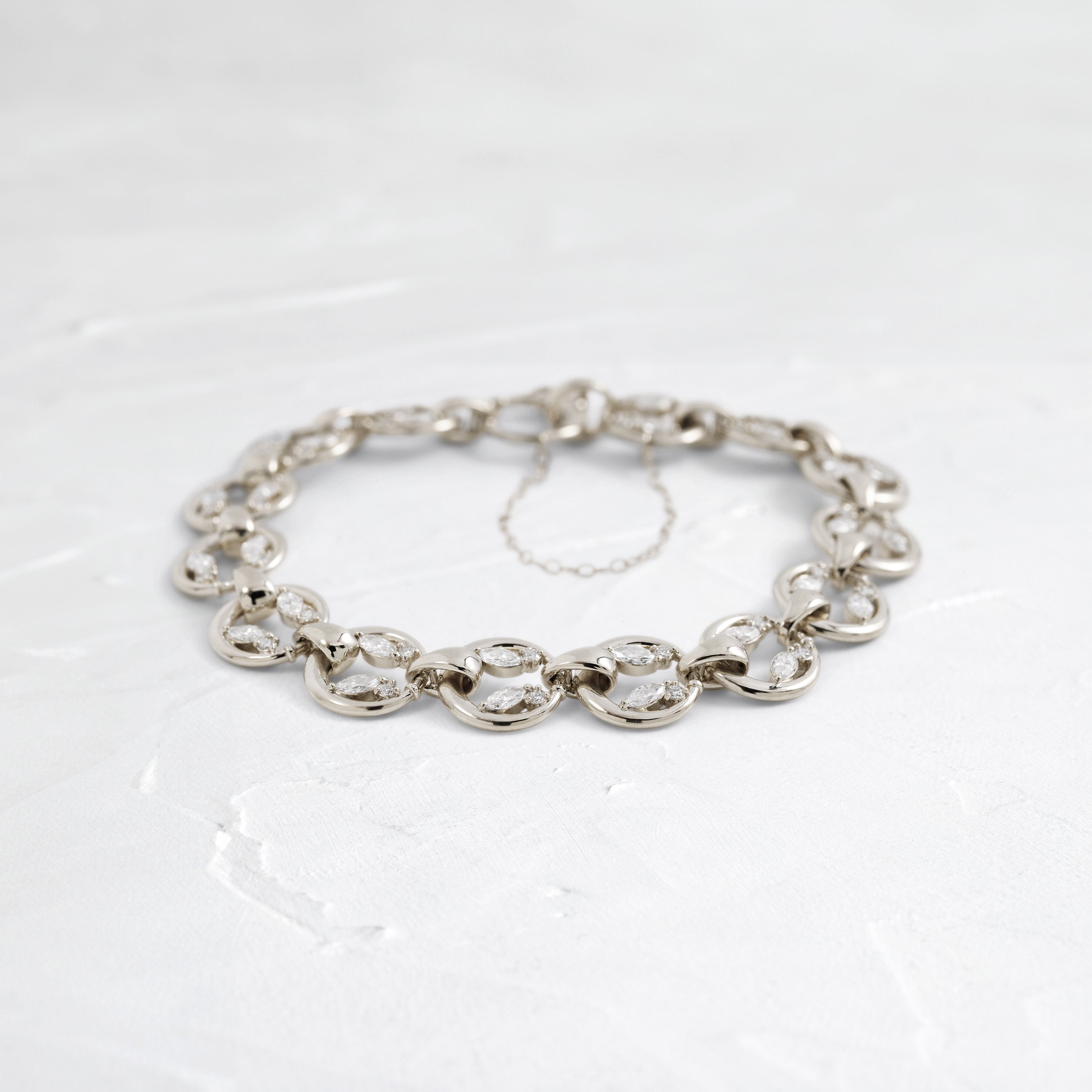 Threshold Tennis Bracelet | Melanie Casey Fine Jewelry