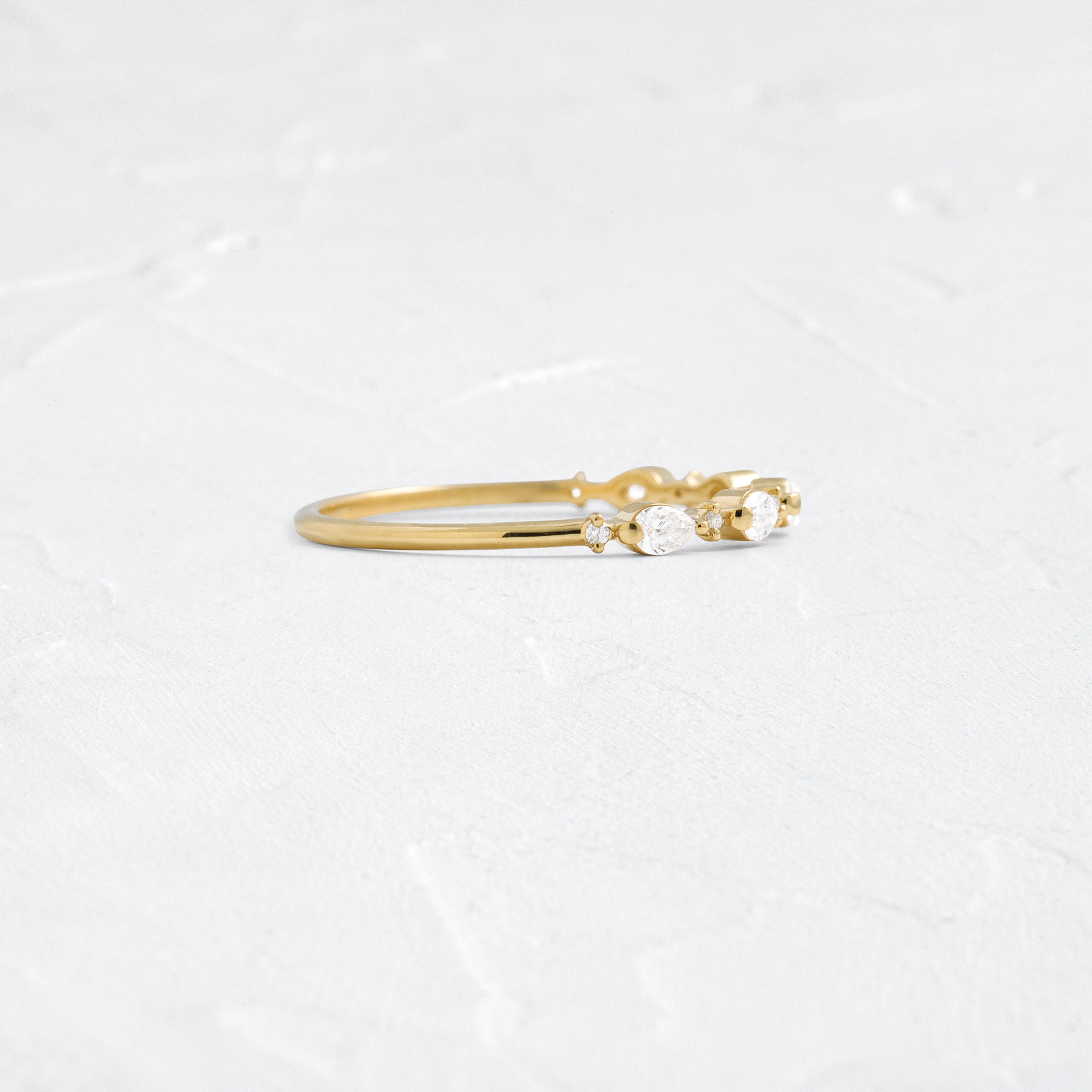 Interlace Band in Pear Cut | Melanie Casey