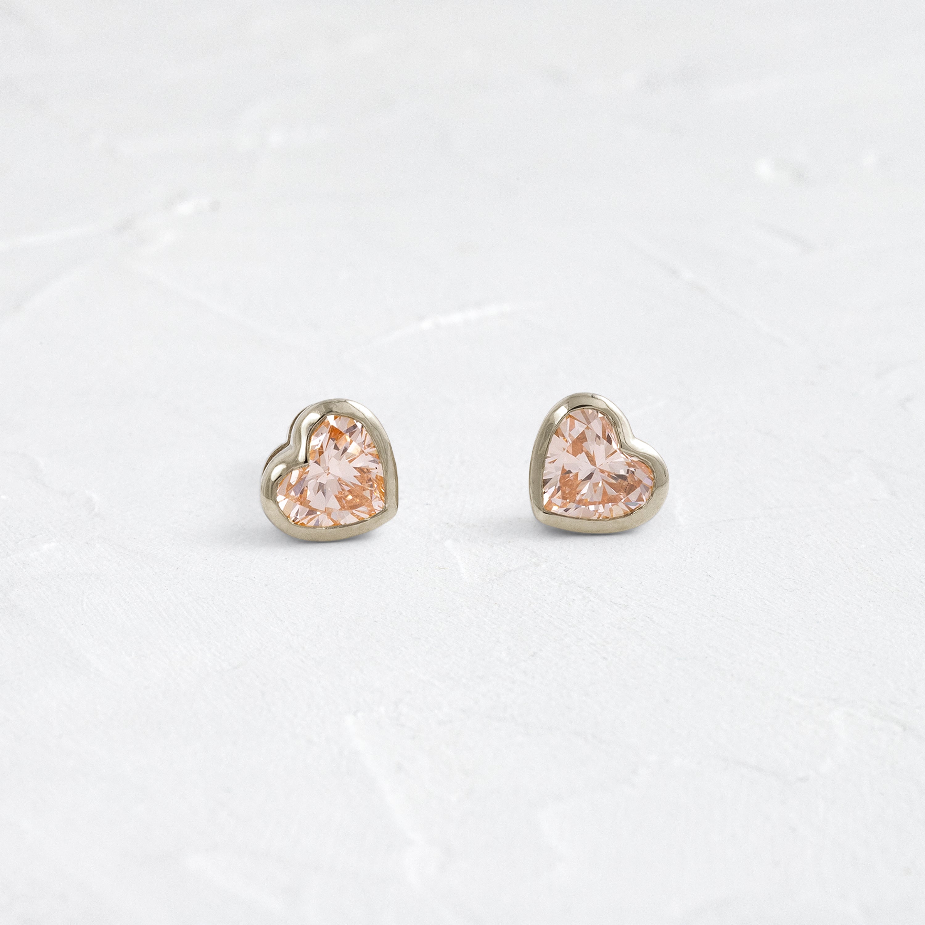 J.D. Kelly Imperfect Heart メロハー Heart to Heart Bezel Studs, Pink Diamond | Melanie Casey