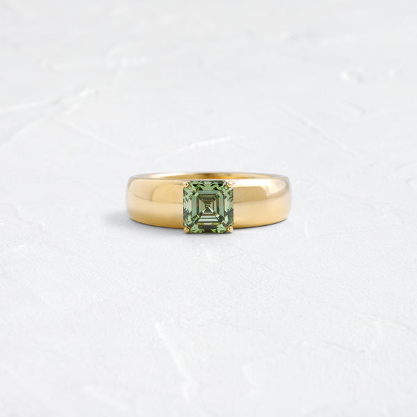 Solitaire Cigar Band in Asscher, 1.56ct. Lab-Grown Green Diamond