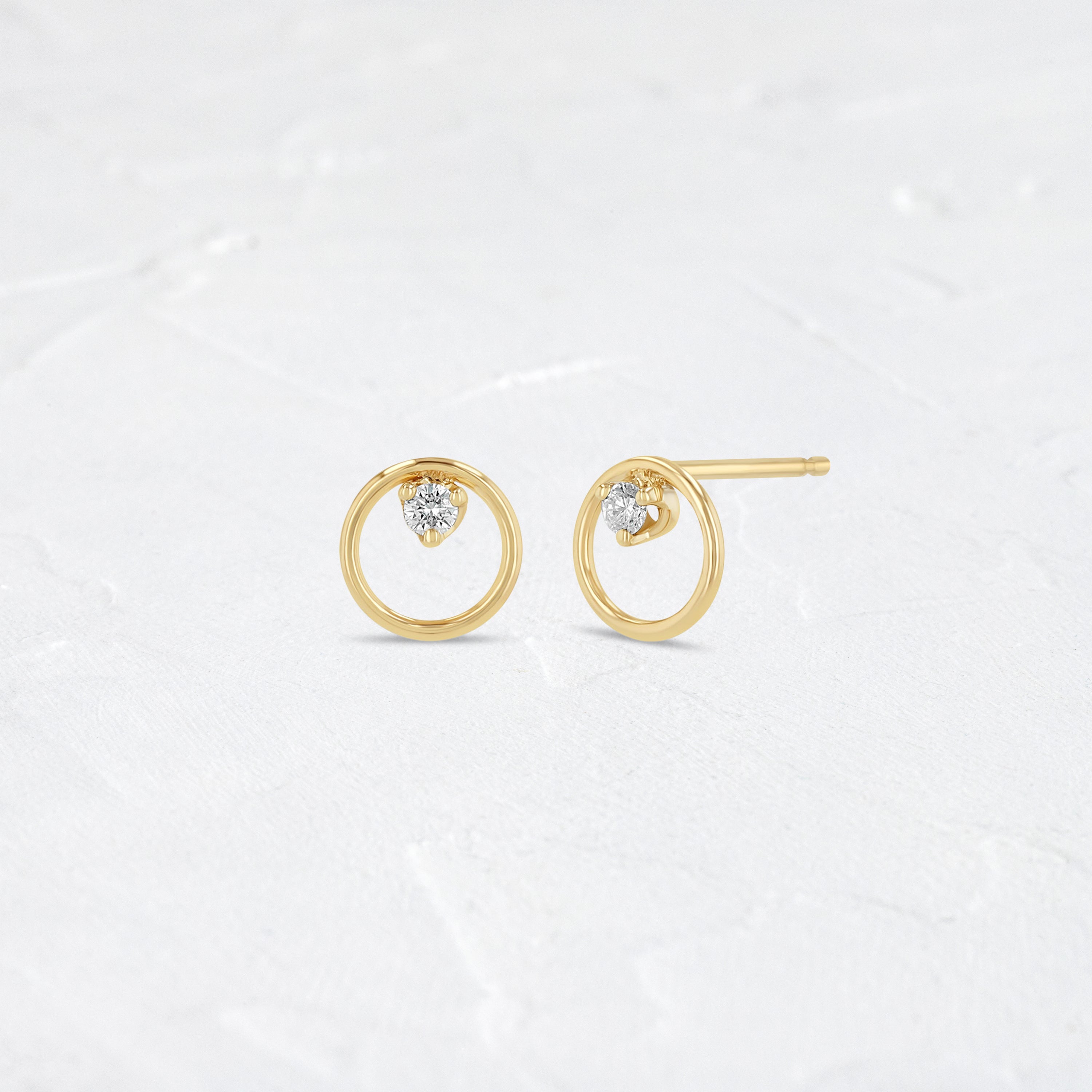 14k Small Circle Prong Diamond Studs - In Stock | Zoe Chicco