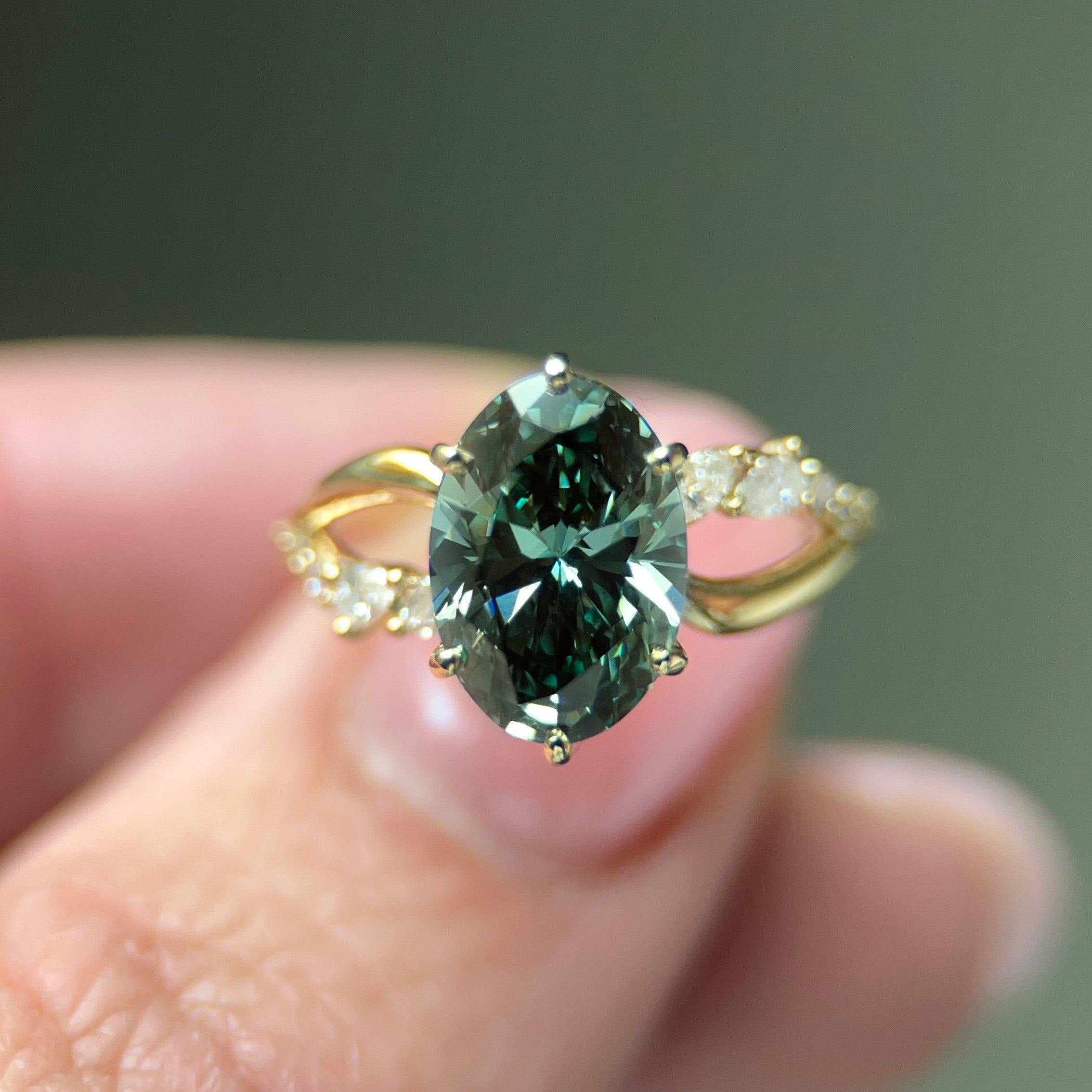 Prophecy Ring, 3ct. Lab-Grown Green Diamond | Melanie Casey Jewelry