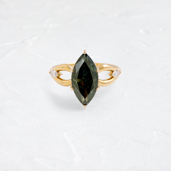 Divination Ring, Lab-Grown Deep Green Diamond | Melanie Casey Jewelry