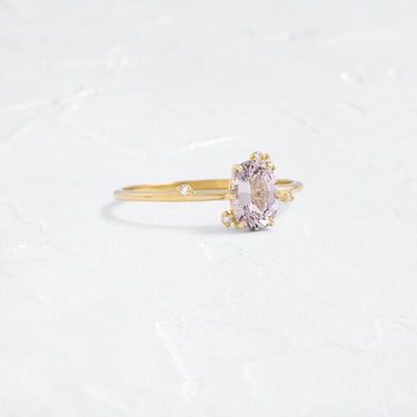 Saphir Orange Naturel De Madagascar - 0.98 Carat, 8.8 X 4.8 Mm, Traité Par Diffusion