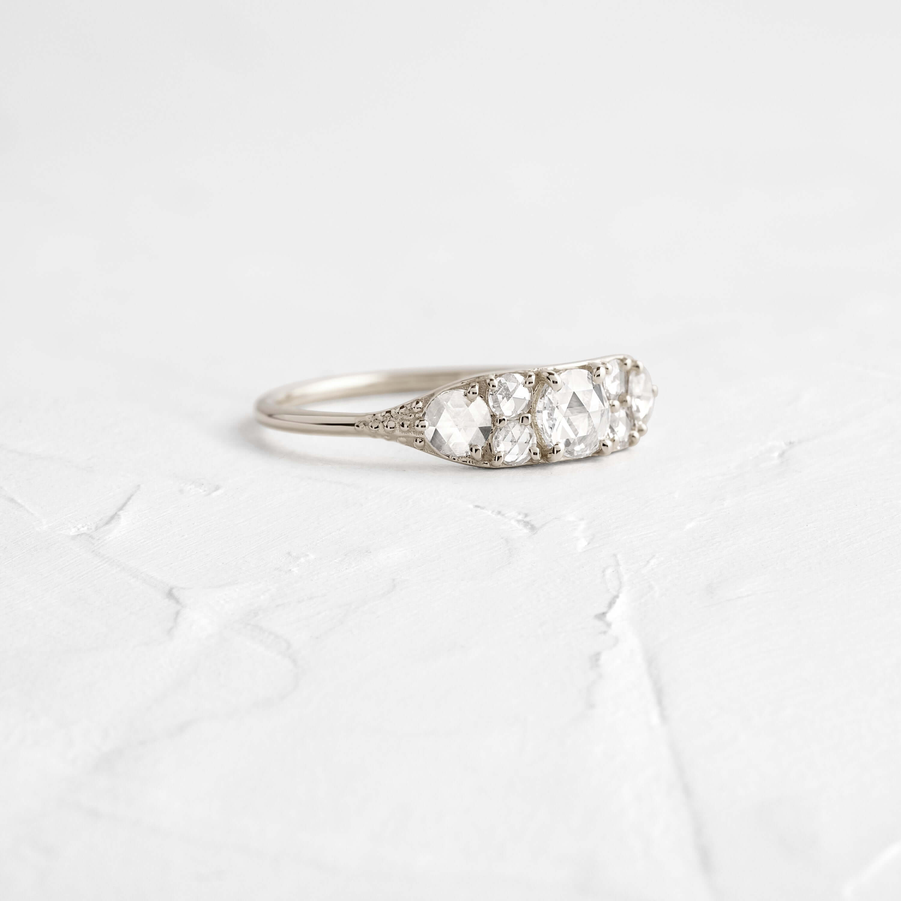 2022_10_WO40267_Overture_Ring_